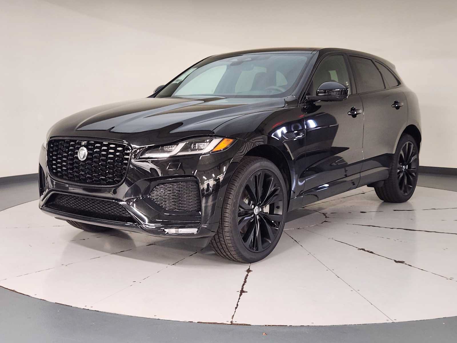 New 2026 Jaguar F-PACE R-Dynamic S AWD/4WD image 1