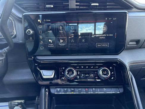 Used 2024 GMC Sierra 3500 AT4 w/ AT4 Premium Plus Package image 14