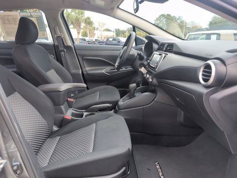 Used 2024 Nissan Versa S w/ S Plus Package image 31