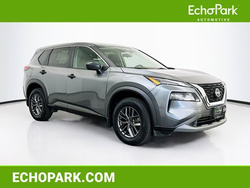Used 2023 Nissan Rogue S image 1
