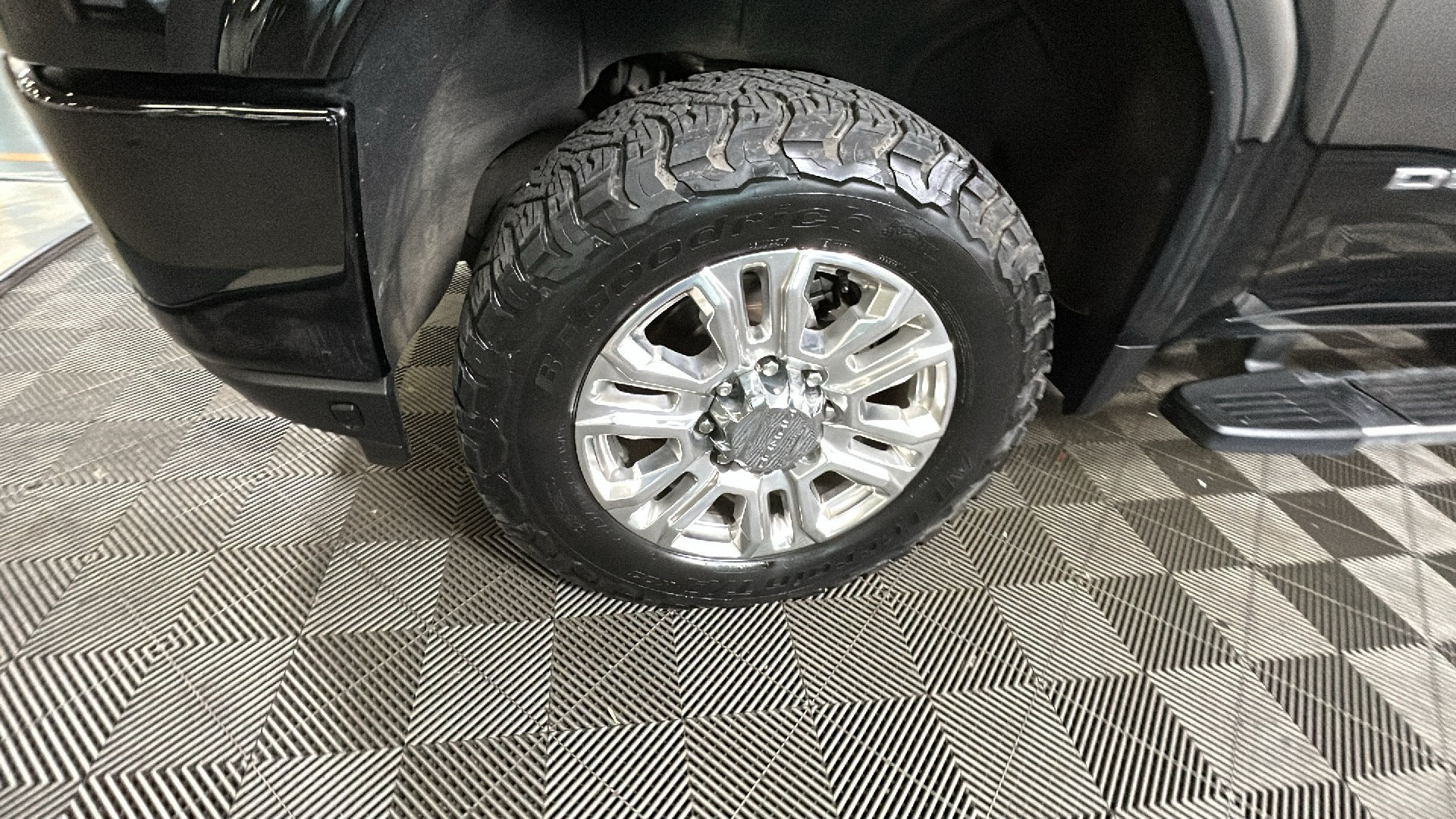 Used 2022 GMC Sierra 2500 Denali AWD/4WD image 11