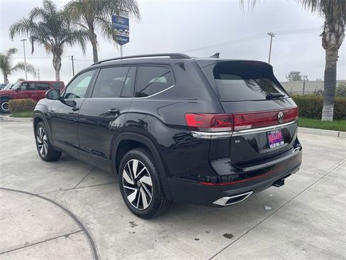 Used 2024 Volkswagen Atlas SE image 6