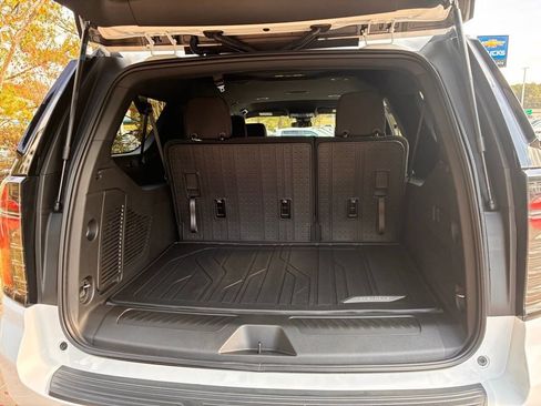 New 2026 Chevrolet Suburban LS w/ LPO, Dark Essentials Package image 7
