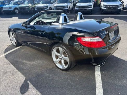 Used 2012 Mercedes-Benz SLK 350 image 5