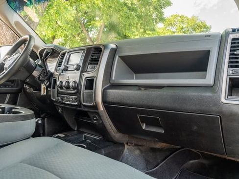 Used 2018 RAM 2500 Tradesman w/ Chrome Appearance Group AWD/4WD image 45