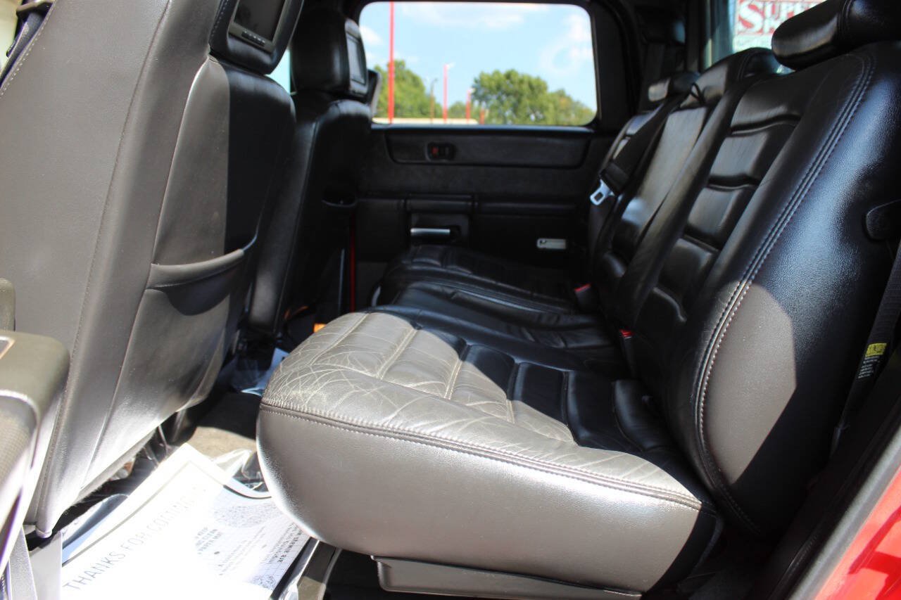 Used 2005 HUMMER H2 SUT w/ Preferred Equipment Group AWD/4WD image 15