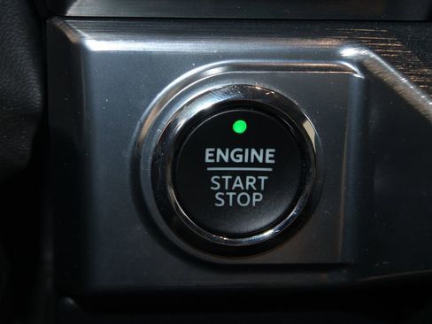 Used 2022 Ford F150 Lariat w/ Equipment Group 502A High AWD/4WD image 27