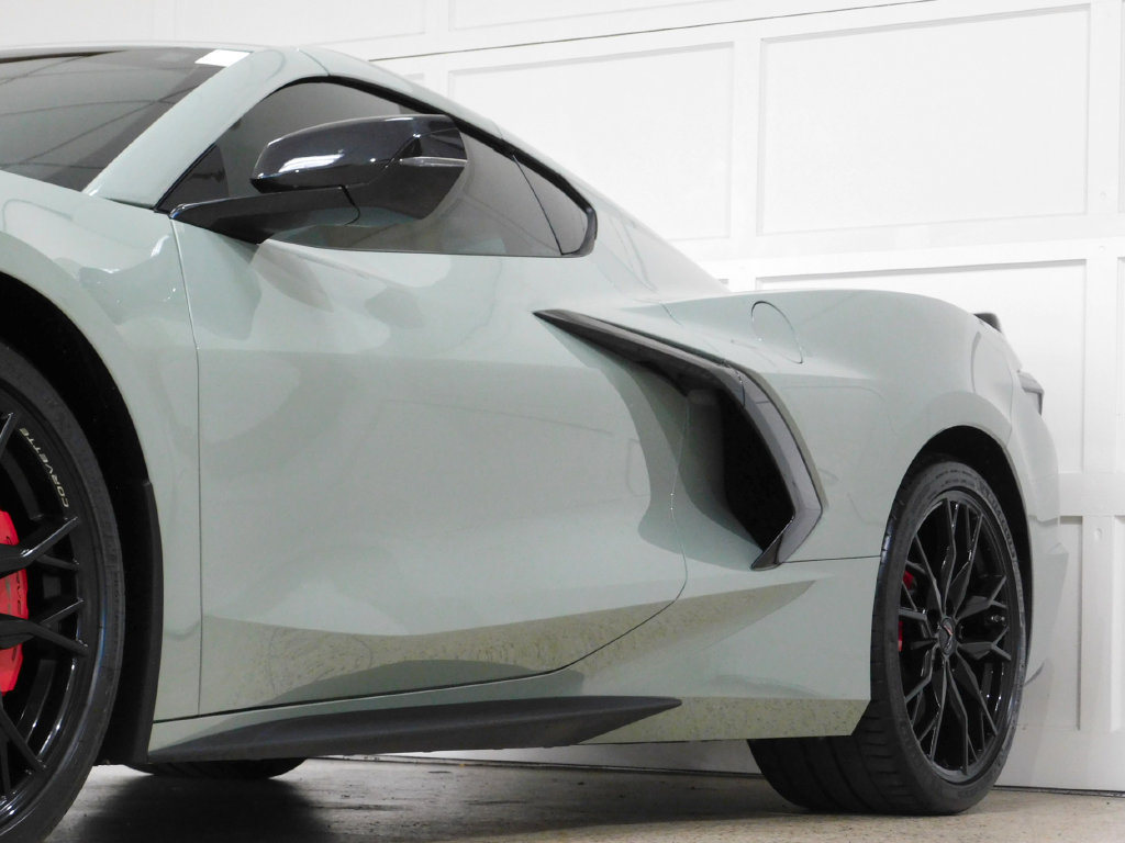 Used 2024 Chevrolet Corvette Stingray Preferred Cpe w/ Z51 Performance Package RWD image 18