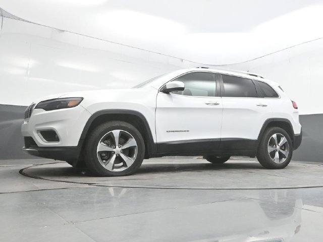 Used 2019 Jeep Cherokee Limited w/ Trailer Tow Group AWD/4WD image 22