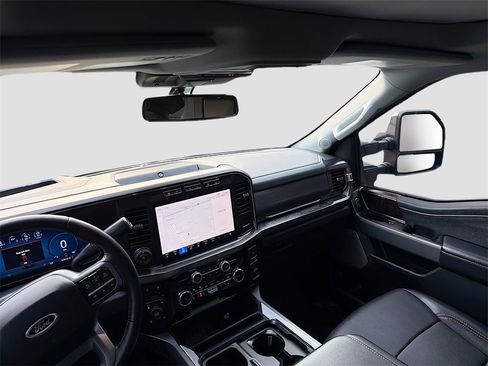 Used 2024 Ford F250 Lariat w/ Lariat Ultimate Package image 25