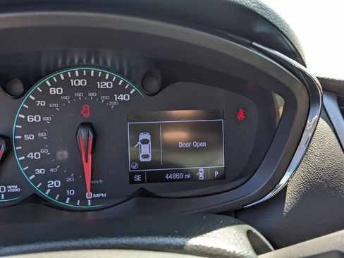 Used 2019 Chevrolet Trax LT w/ LT Convenience Package image 33