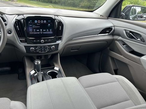 Used 2019 Chevrolet Traverse LT FWD image 25