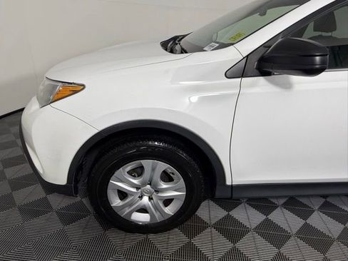 Used 2015 Toyota RAV4 LE image 13