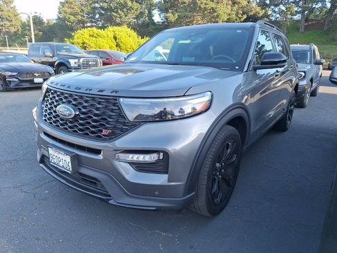 Used 2023 Ford Explorer ST w/ Equipment Group 401A image 3