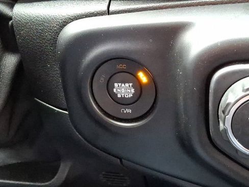 Certified 2020 Jeep Wrangler Unlimited Sport image 26