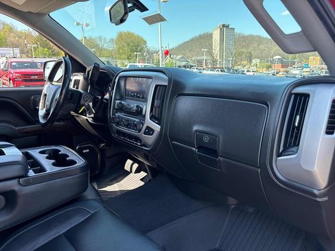 Used 2018 GMC Sierra 1500 SLT w/ SLT Premium Package AWD/4WD image 31