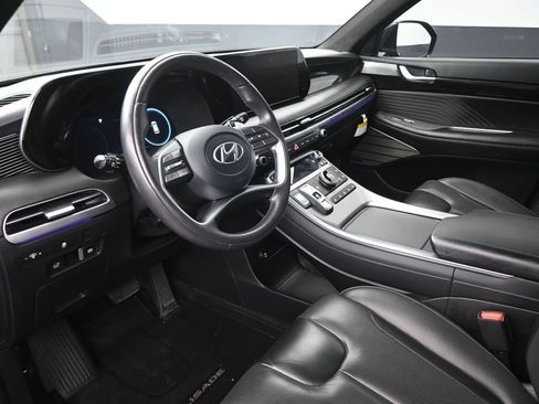 Used 2025 Hyundai Palisade Calligraphy FWD image 19