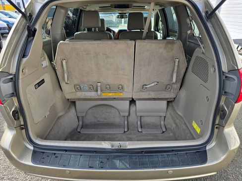 Used 2010 Toyota Sienna XLE image 50