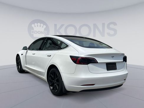 Used 2020 Tesla Model 3 Standard Range RWD image 14