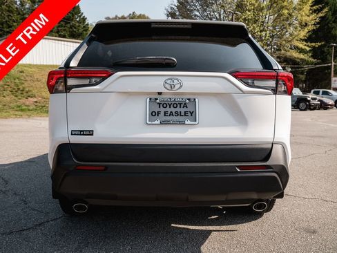 Certified 2024 Toyota RAV4 XLE w/ Convenience Package FWD image 6