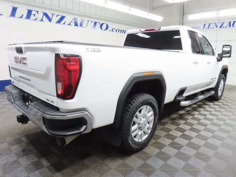 Used 2022 GMC Sierra 2500 SLE w/ SLE Value Package; image 4