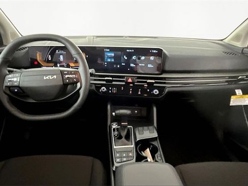 New 2026 Kia Sportage LX image 6
