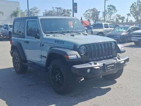 Used 2023 Jeep Wrangler Sport AWD/4WD image 3