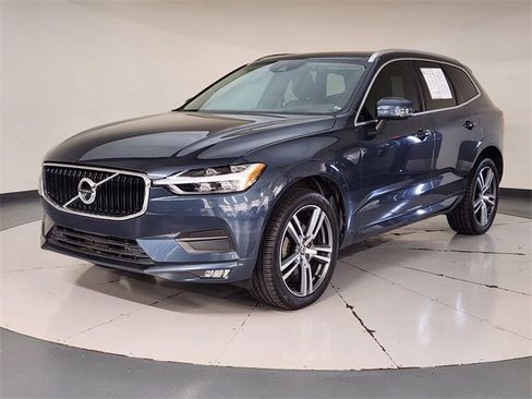 Used 2020 Volvo XC60 T5 Momentum w/ Protection Package Premier image 1