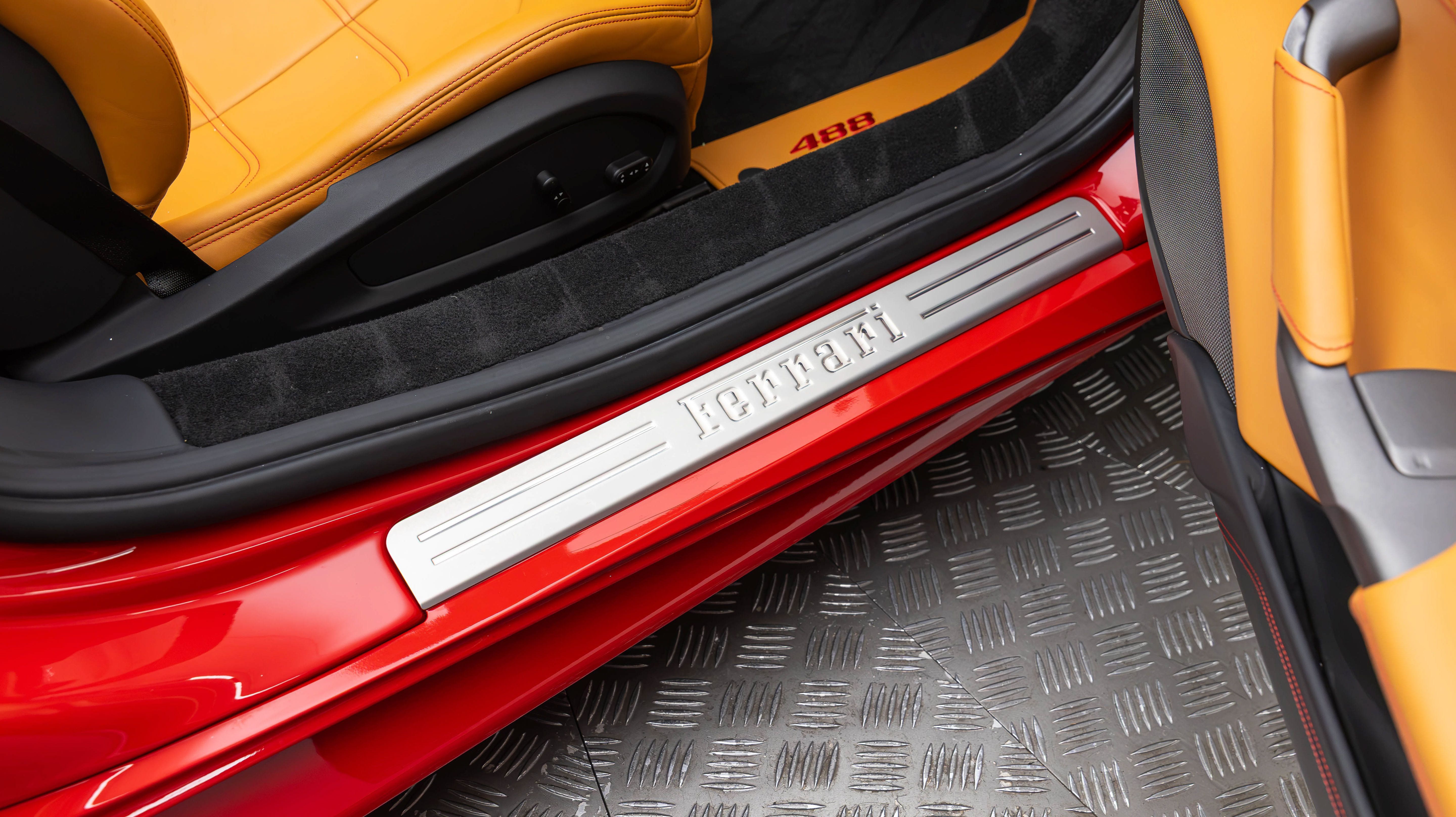 Certified 2019 Ferrari 488 Spider RWD image 37