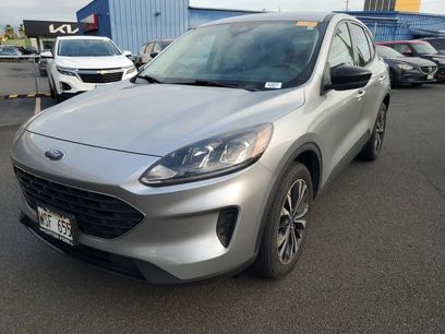 Used 2022 Ford Escape SE w/ SE Sport Appearance Package
