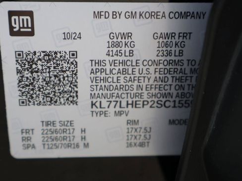 Used 2025 Chevrolet Trax LT FWD image 24