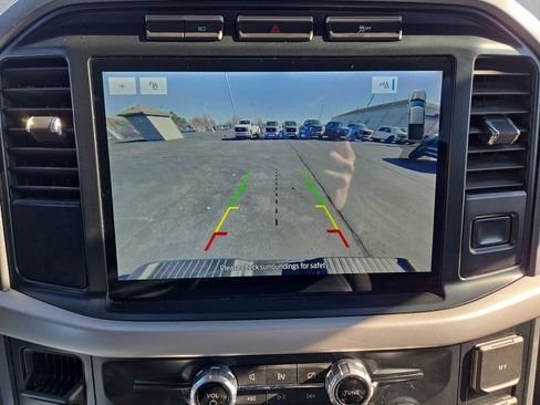 Certified 2022 Ford F150 XLT w/ Equipment Group 302A High image 19