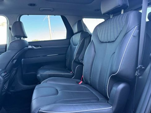 Used 2024 Hyundai Palisade Limited AWD/4WD image 8