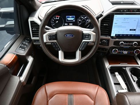 Used 2022 Ford F250 King Ranch w/ FX4 Off-Road Package image 26