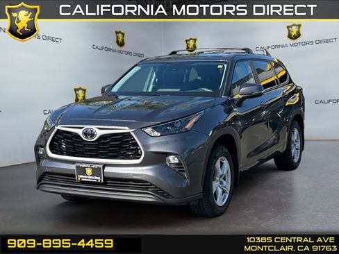 Used 2023 Toyota Highlander L image 1