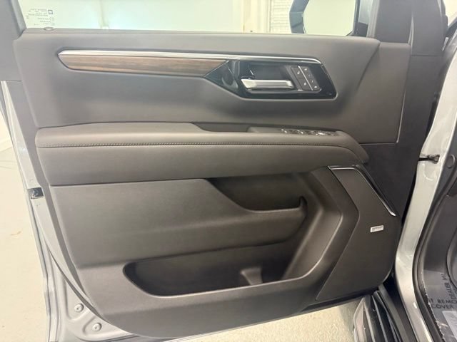 New 2026 Chevrolet Tahoe High Country w/ Sun And Tow Package RWD image 14