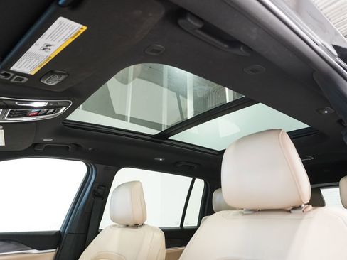 Used 2023 Jeep Grand Cherokee L Limited image 12