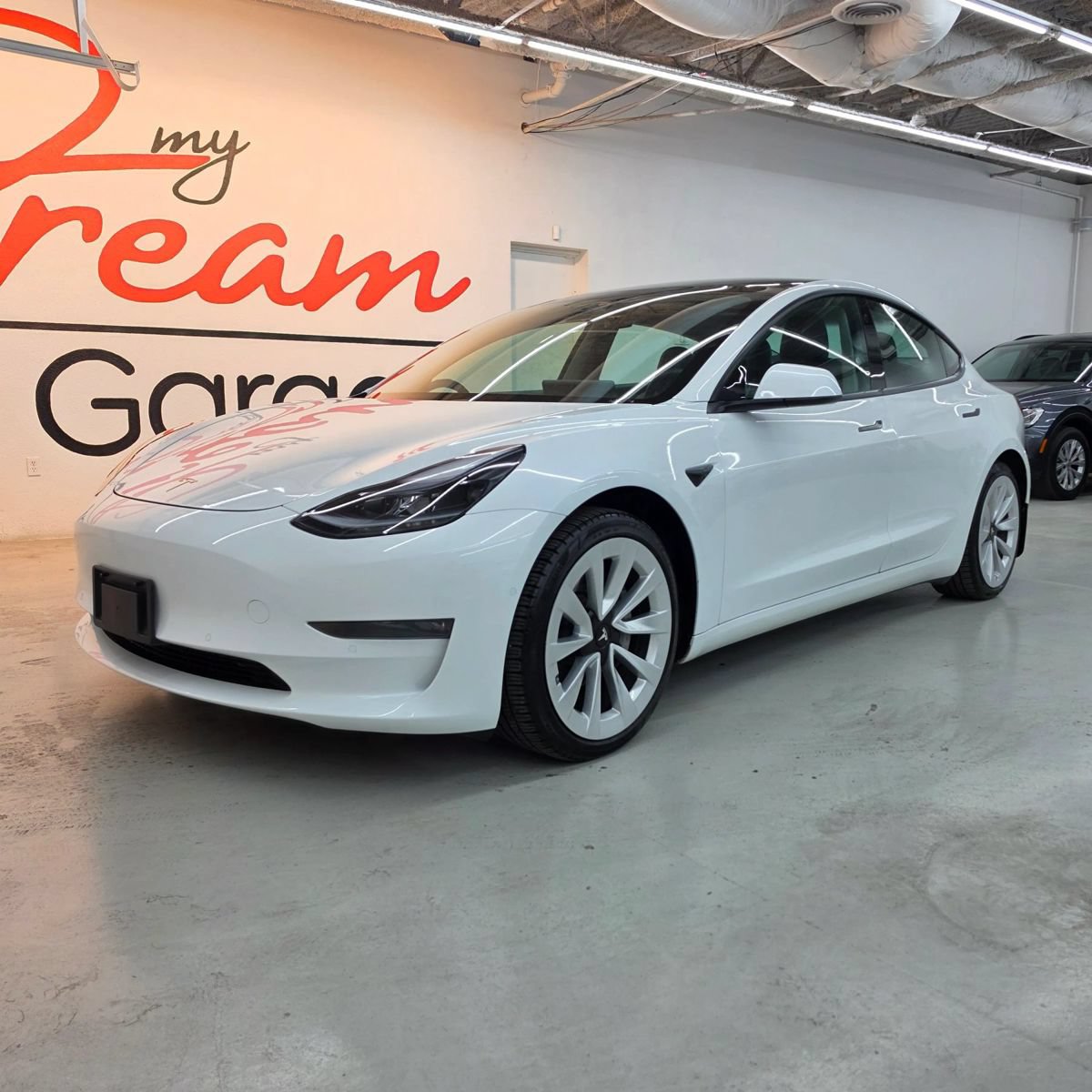 Used 2021 Tesla Model 3 Long Range AWD/4WD image 2