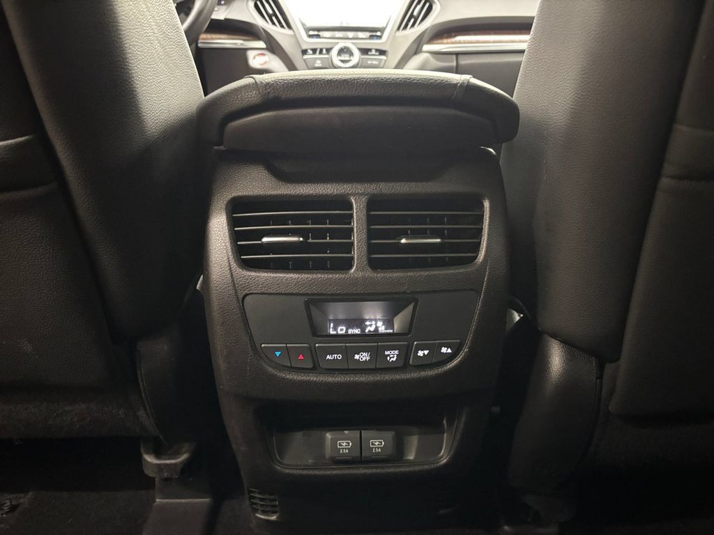 Used 2020 Acura MDX SH-AWD image 32