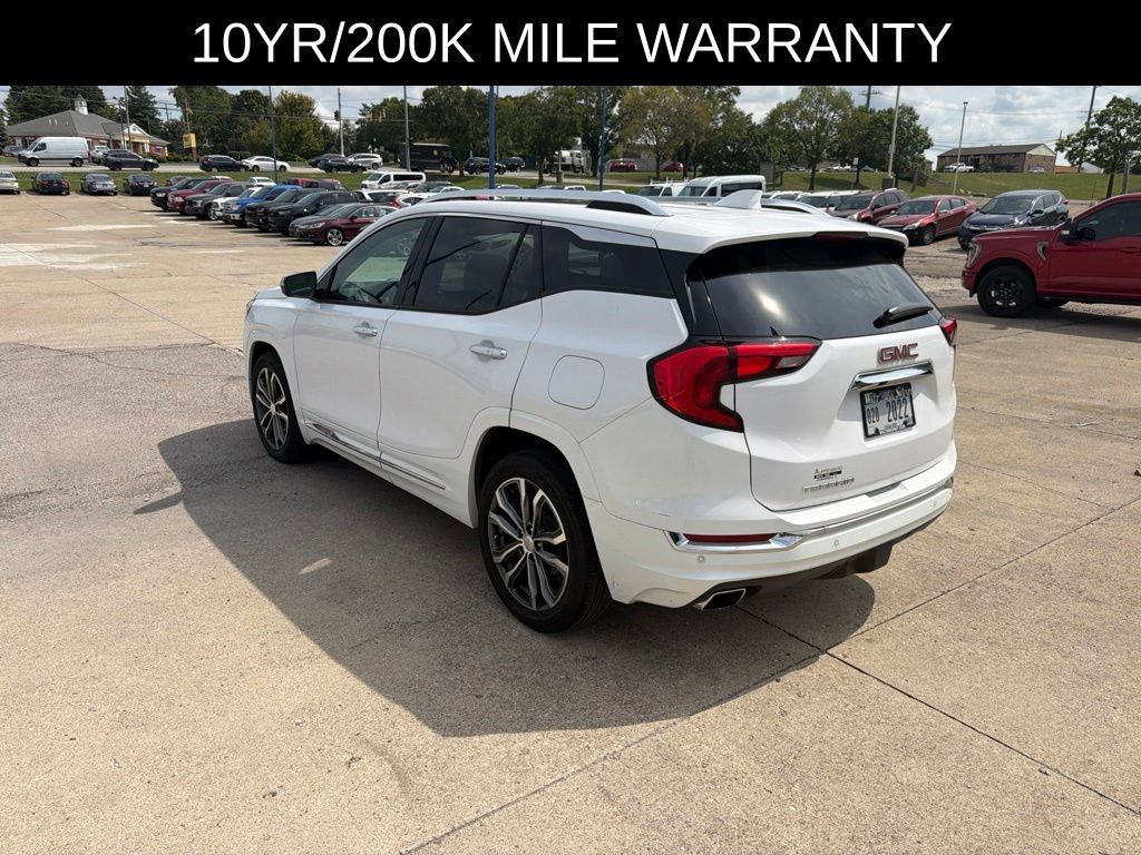 Used 2018 GMC Terrain Denali w/ Advanced Safety Package FWD image 3