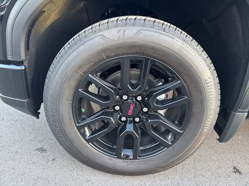 New 2026 GMC Sierra 1500 Elevation image 33