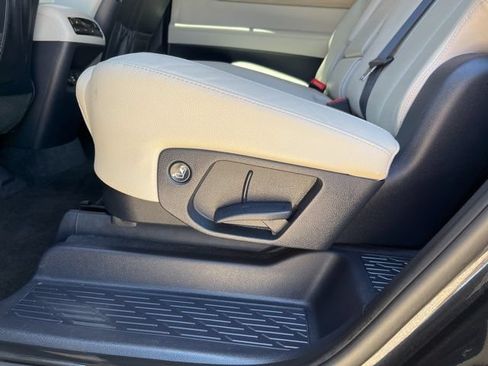 Used 2021 Hyundai Palisade SEL FWD image 18