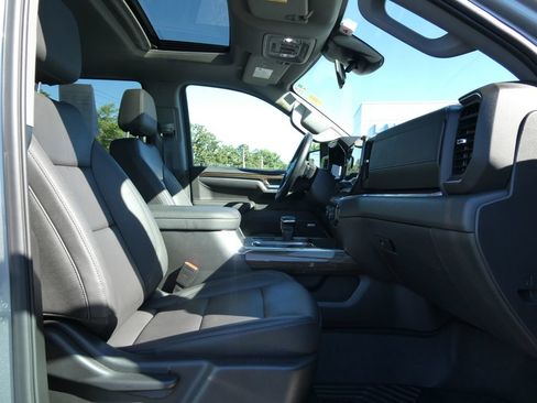 Certified 2025 Chevrolet Silverado 1500 LT Trail Boss w/ Convenience Package II AWD/4WD image 14