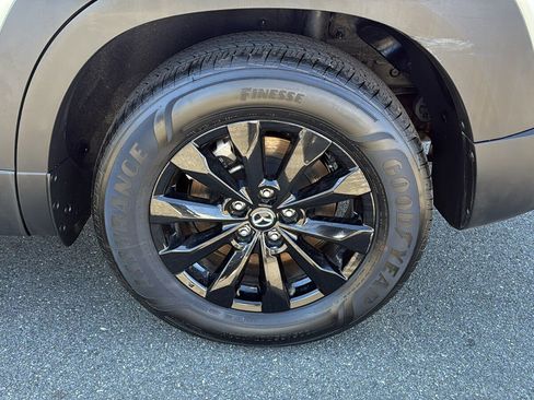 Certified 2025 MAZDA CX-50 AWD 2.5 S w/ Premium Package image 10