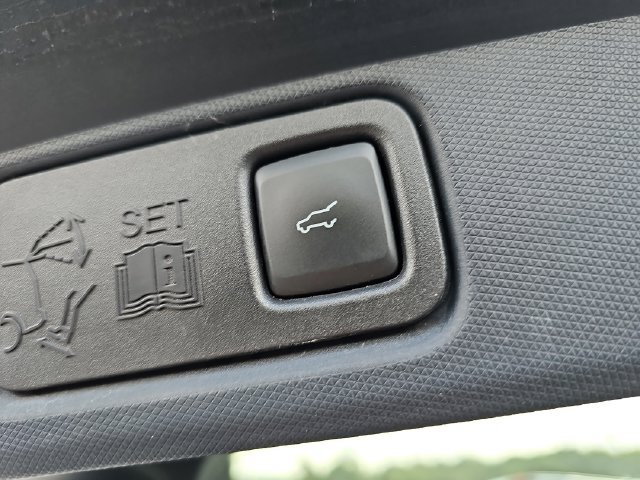 Used 2022 Ford Mustang Mach-E Premium RWD image 14