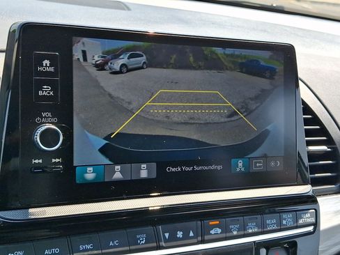 Used 2025 Honda Odyssey Elite image 21