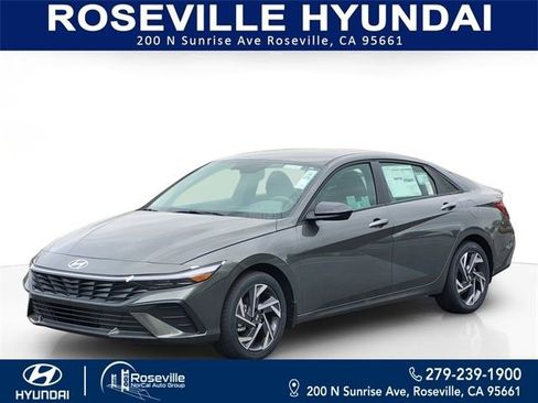 New 2025 Hyundai Elantra SEL FWD image 1