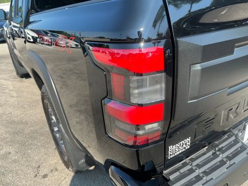 Certified 2025 Nissan Frontier PRO-4X w/ Pro Premium Package AWD/4WD image 40