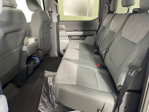 New 2026 Ford F350 XLT w/ XLT Premium Package AWD/4WD image 4