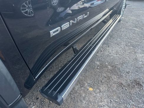 Used 2019 GMC Sierra 1500 Denali w/ Denali Ultimate Package image 19